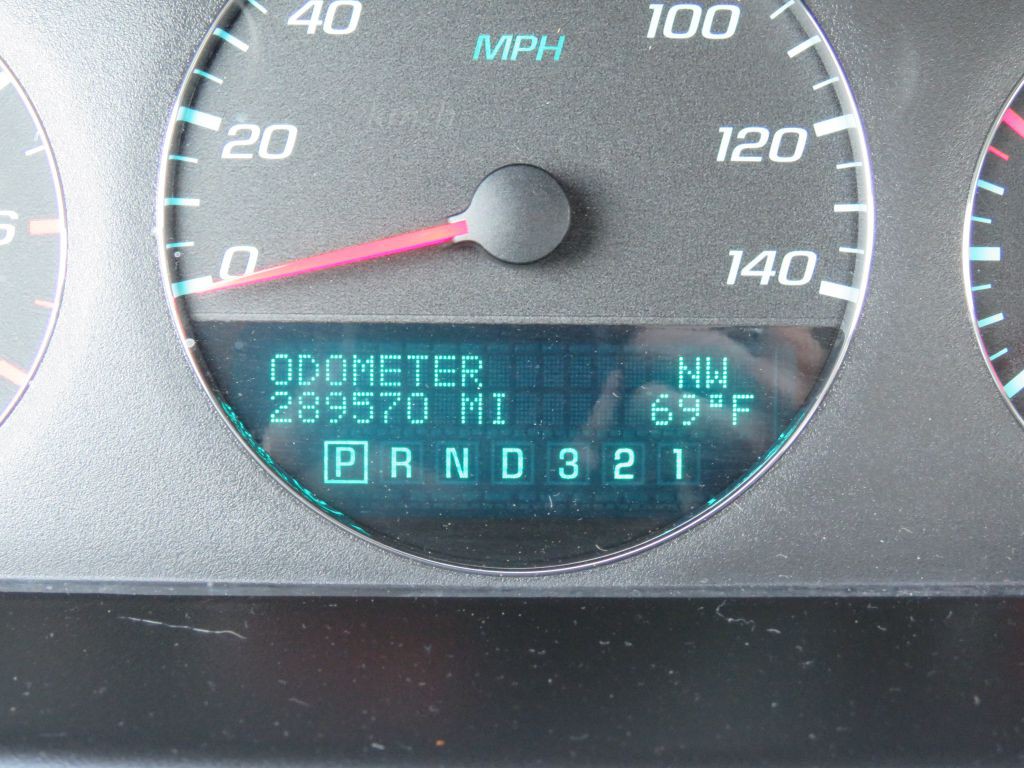 2011 Chevrolet Impala Image 14