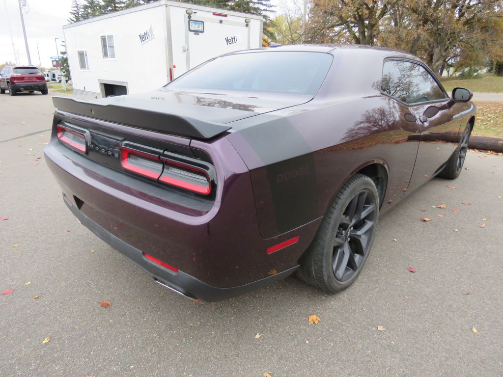 2021 Dodge Challenger Image 6