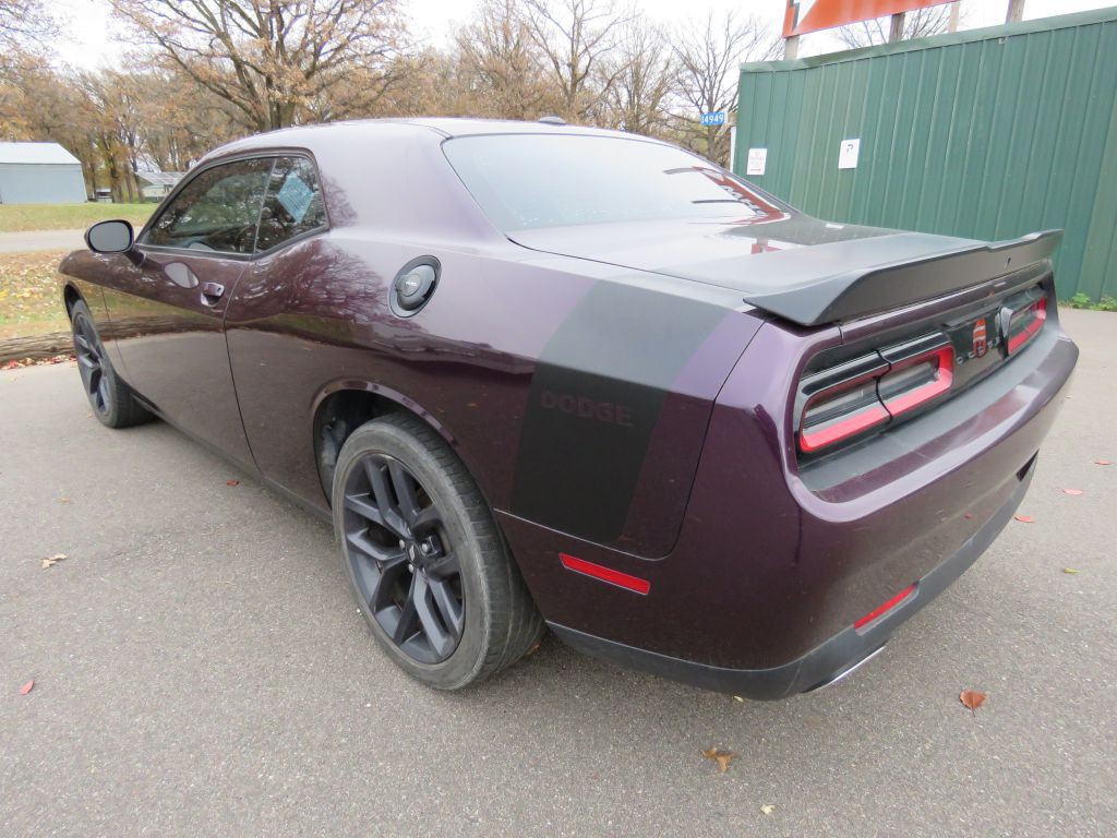 2021 Dodge Challenger Image 8