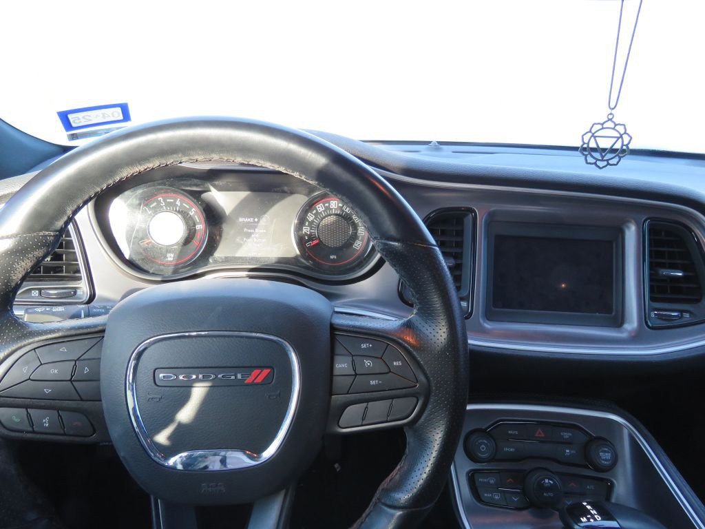 2021 Dodge Challenger Image 9