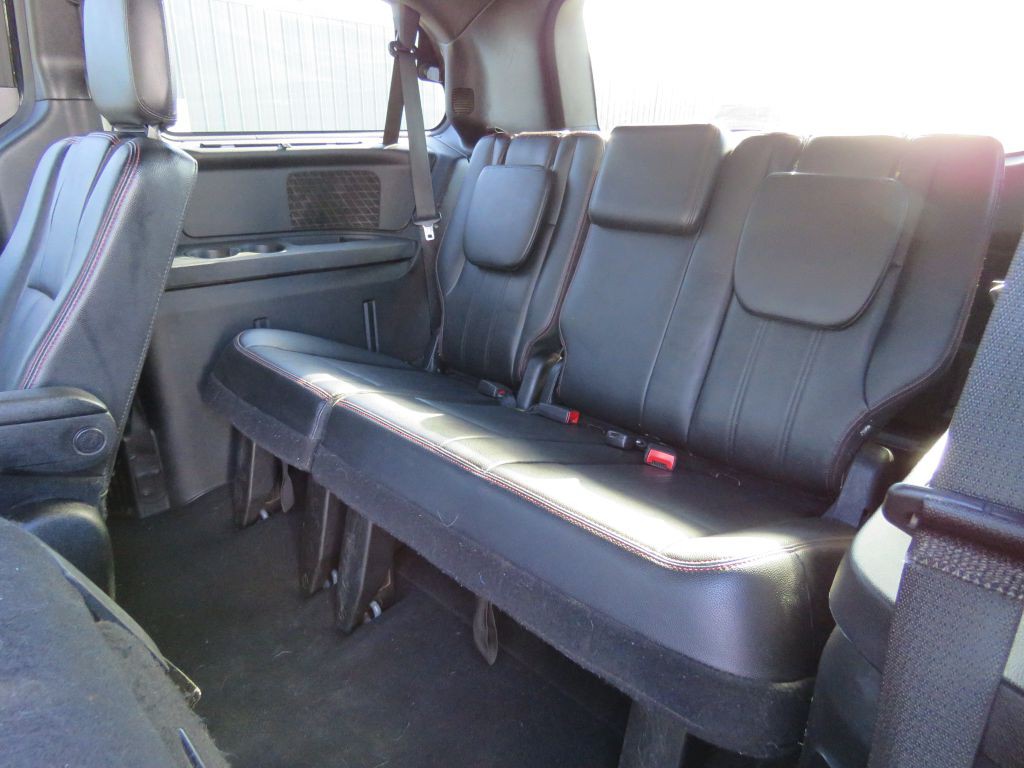 2014 Dodge Grand Caravan Image 11