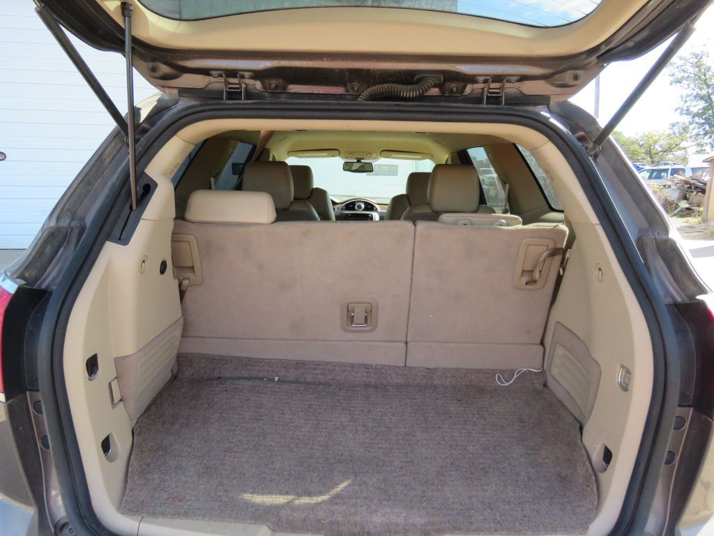 2012 Buick Enclave Image 9