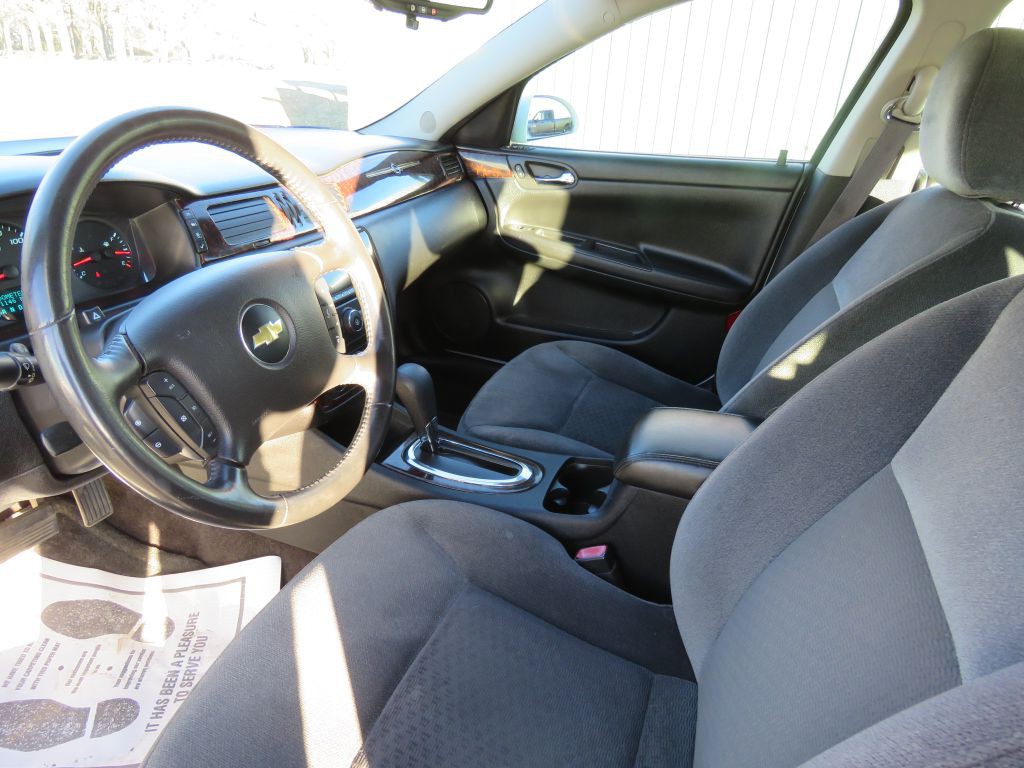 2014 Chevrolet Impala Image 12