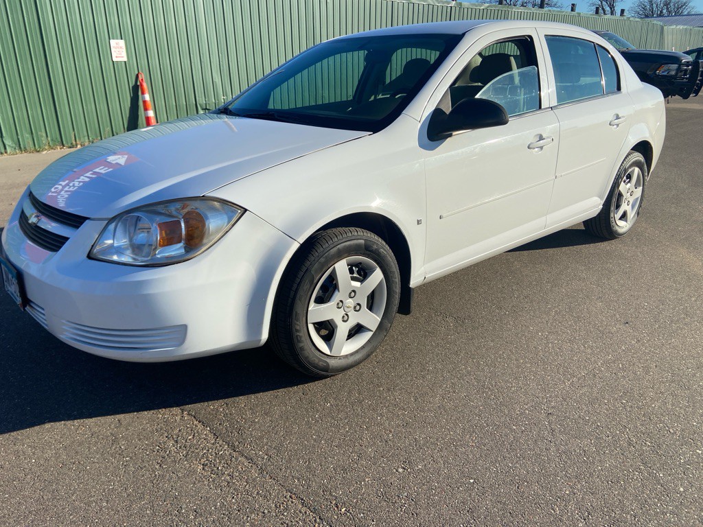 2008 Chevrolet Cobalt Image 2