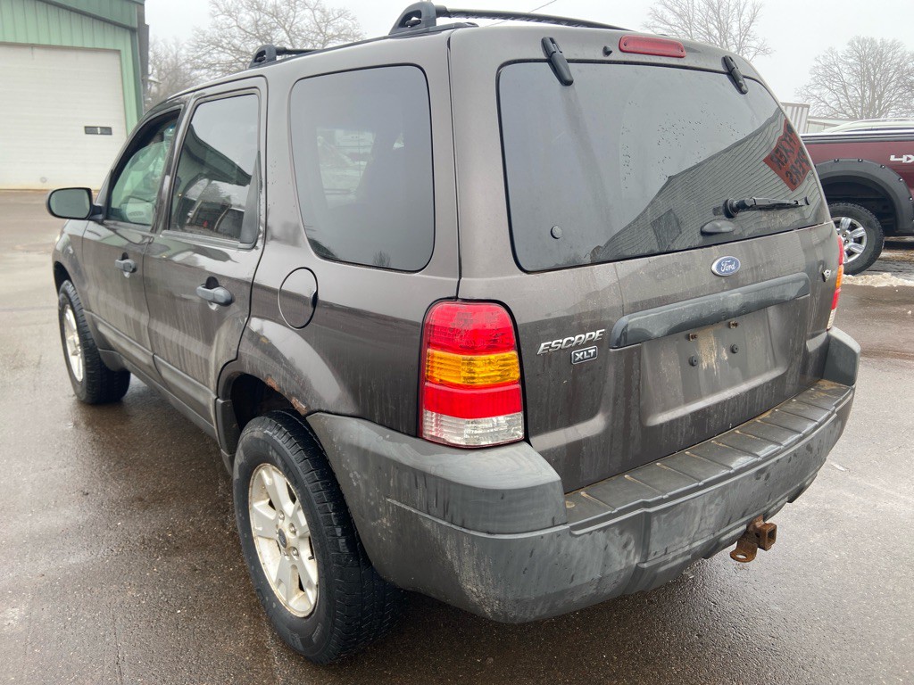 2007 Ford Escape Image 8