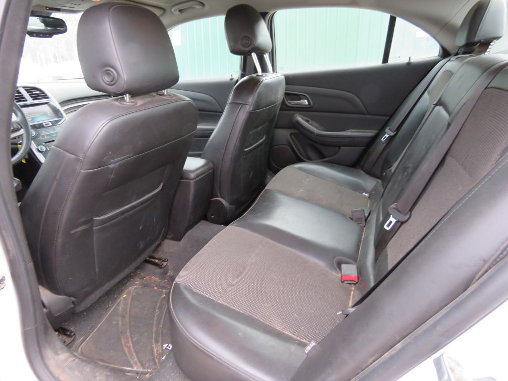 2014 Chevrolet Malibu Image 10