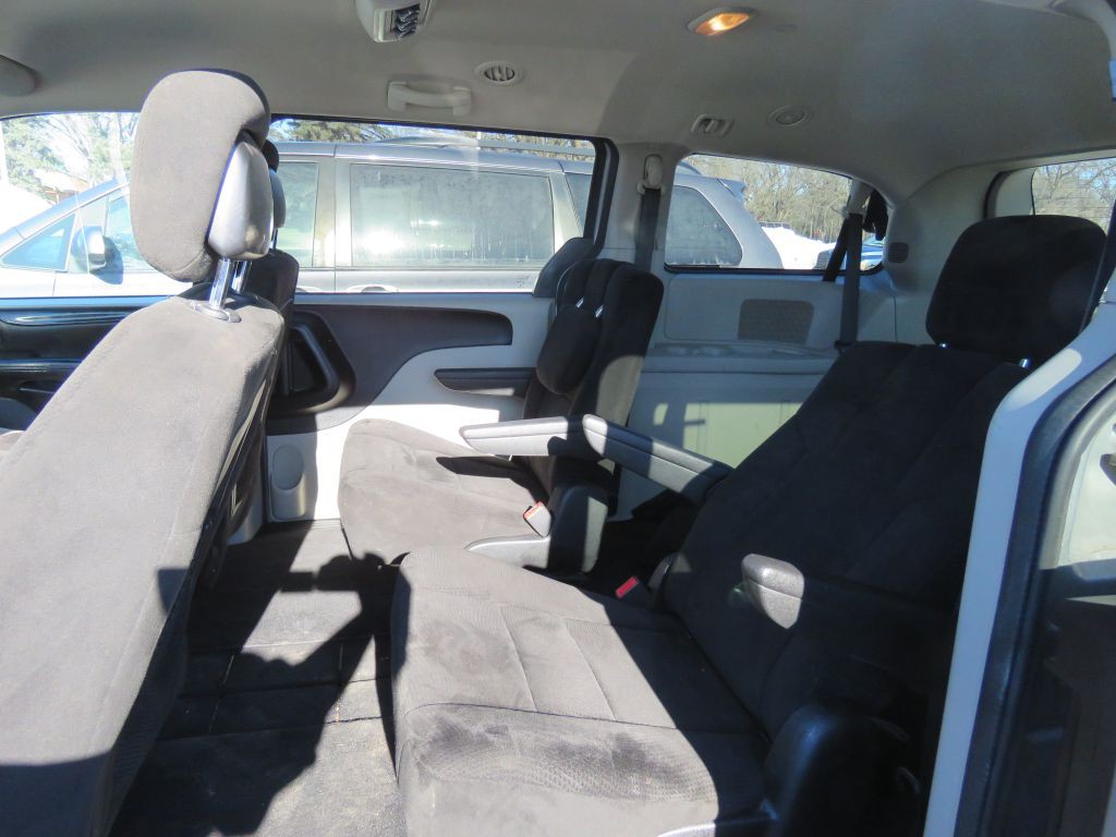 2013 Dodge Grand Caravan Image 11