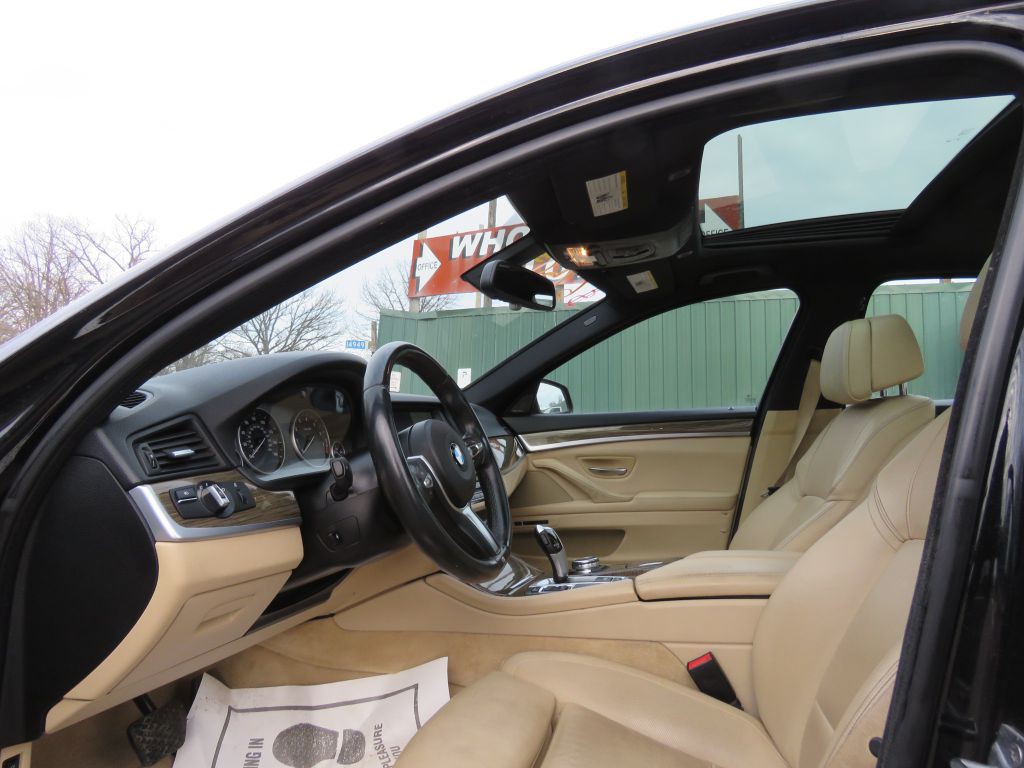 2014 BMW 5 Series Image 10