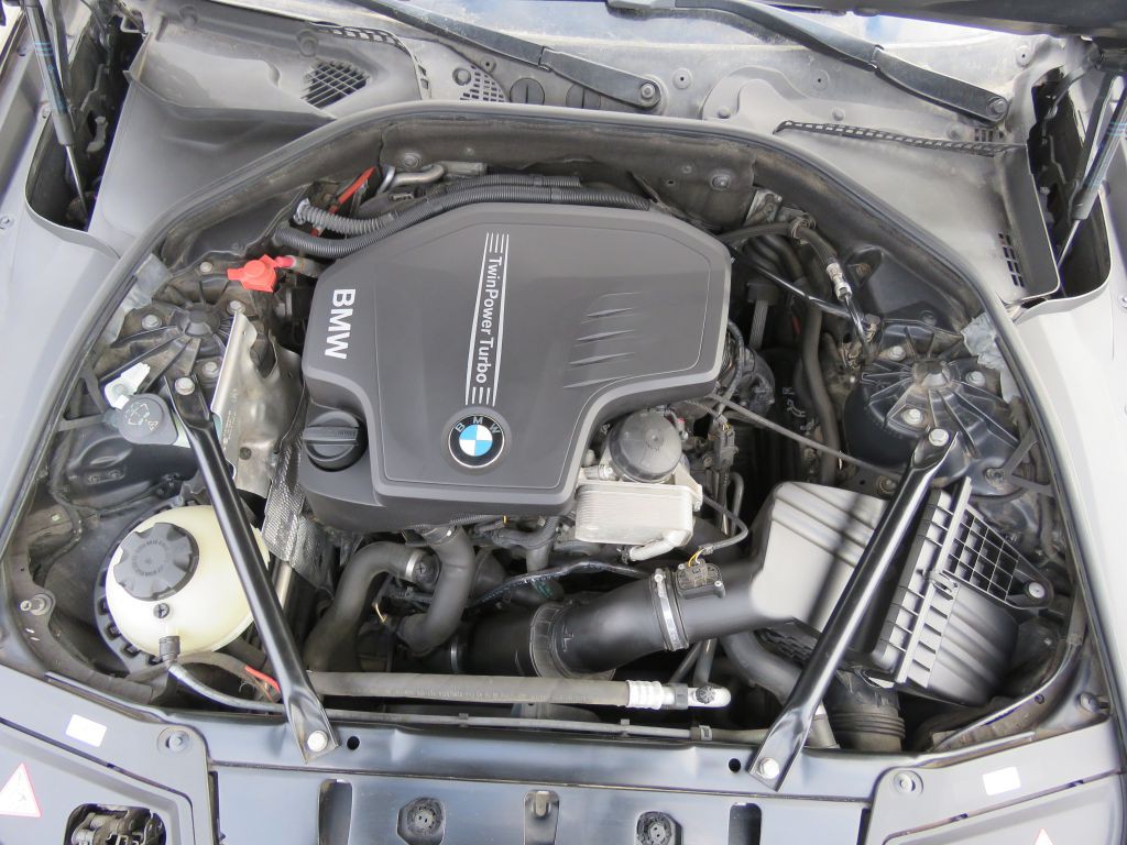 2014 BMW 5 Series Image 18