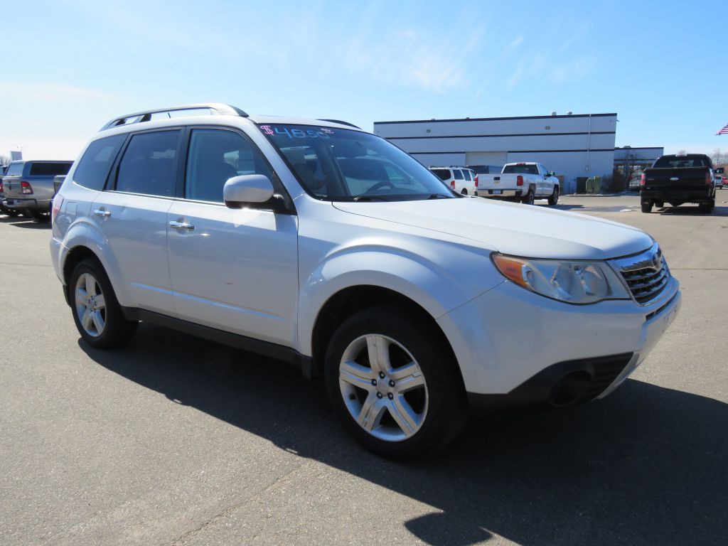 2010 Subaru Forester Image 4