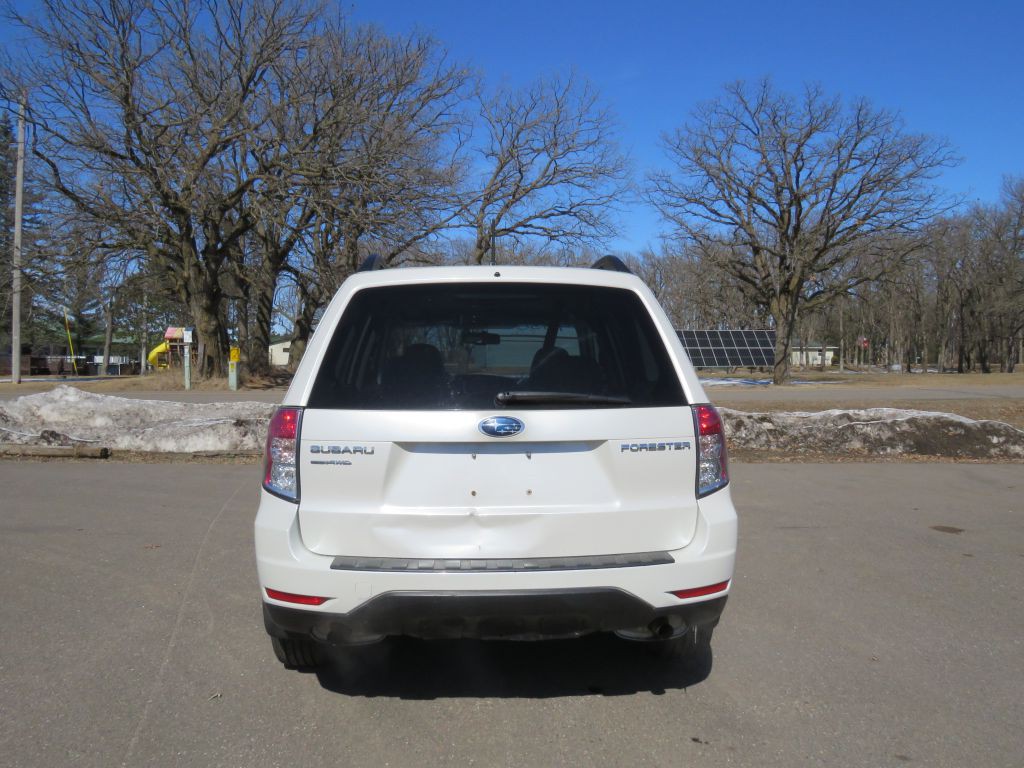 2010 Subaru Forester Image 7