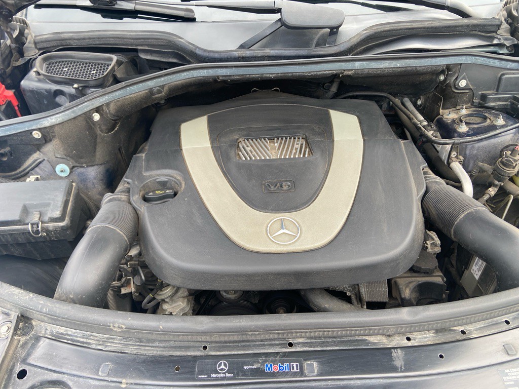 2010 Mercedes-Benz M-Class Image 14