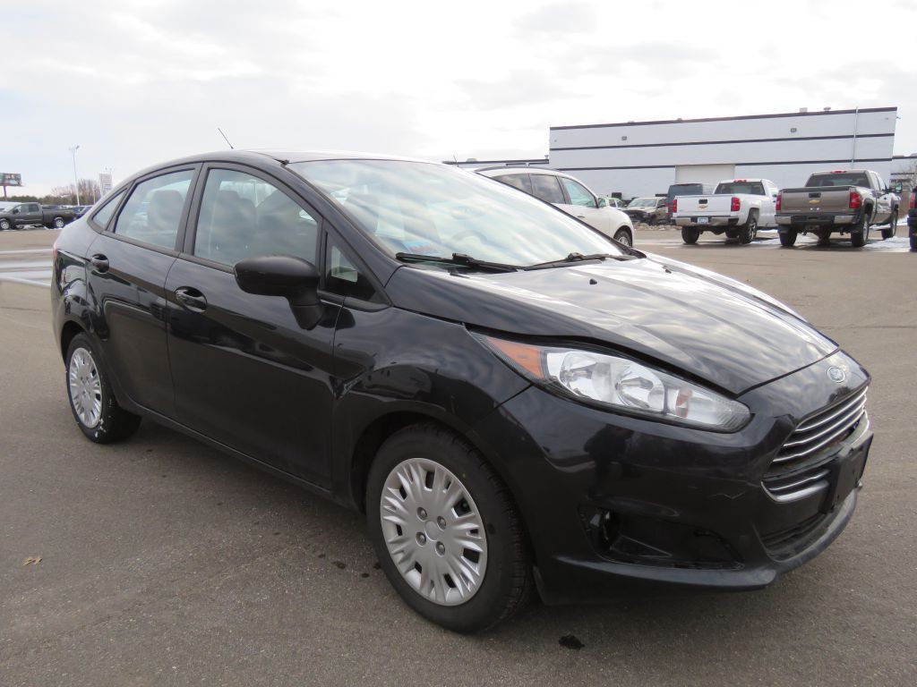 2014 Ford Fiesta Image 4