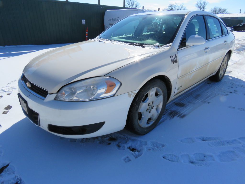 2008 Chevrolet Impala Image 2