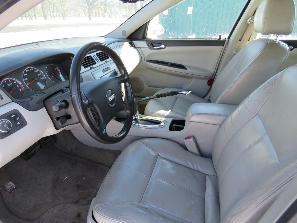 2008 Chevrolet Impala Image 10