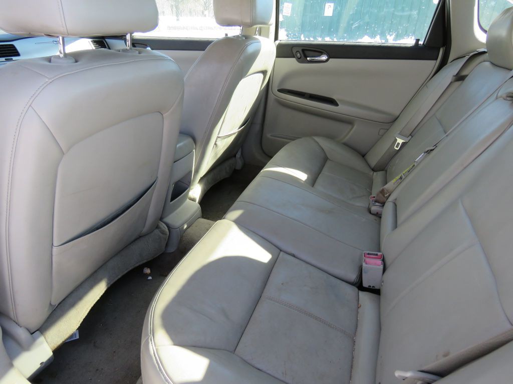 2008 Chevrolet Impala Image 11
