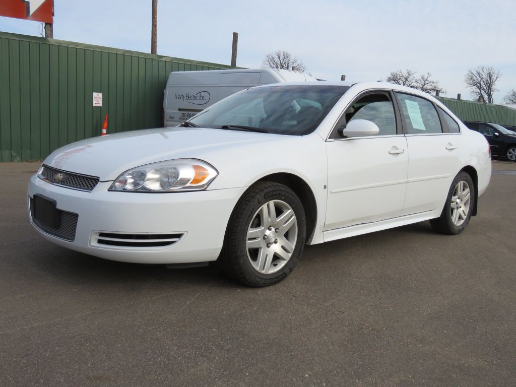 2012 Chevrolet Impala Image 2