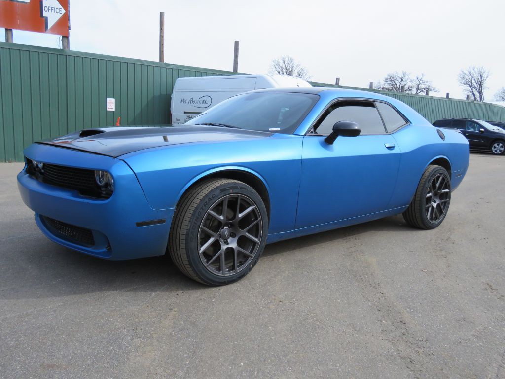 2021 Dodge Challenger Image 2
