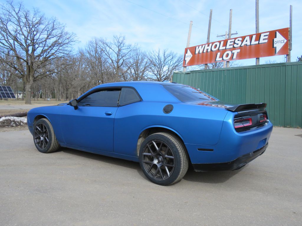 2021 Dodge Challenger Image 8