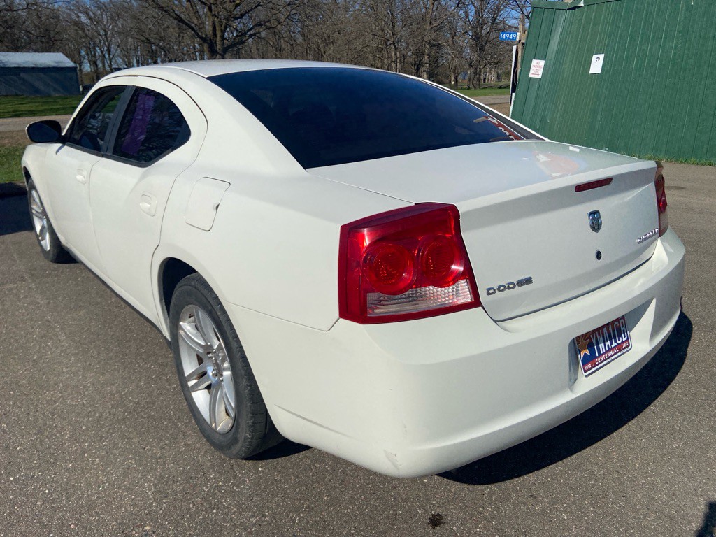 2009 Dodge Charger Image 8
