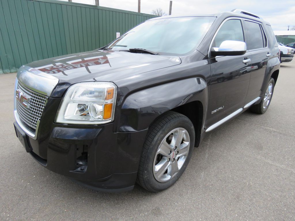 2015 GMC Terrain Image 2