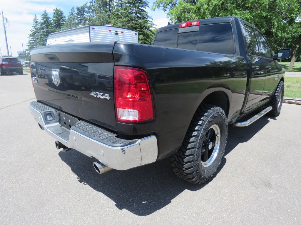 2017 RAM 1500 Image 6