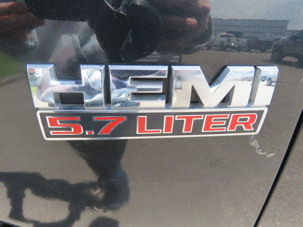 2017 RAM 1500 Image 11