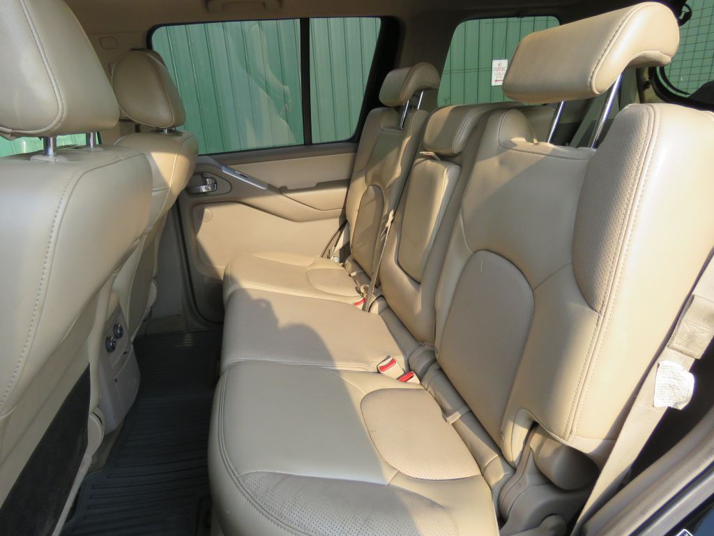 2008 Nissan Pathfinder Image 11