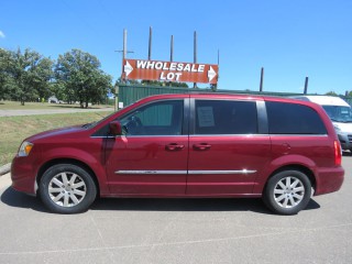 Image for 2016 Chrysler Town & Country Touring ID: 7585084