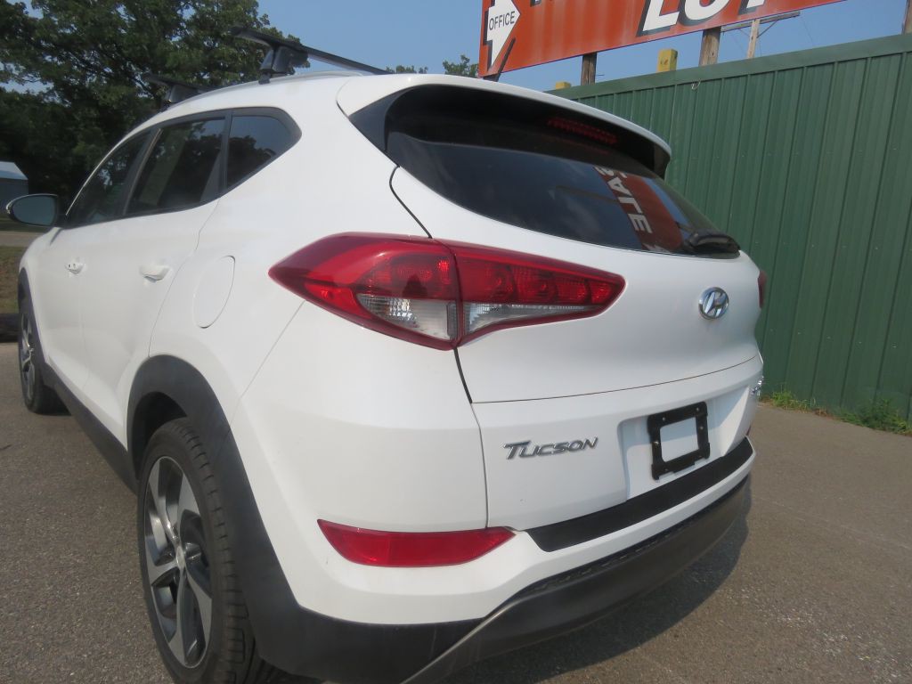 2016 Hyundai Tucson Image 7