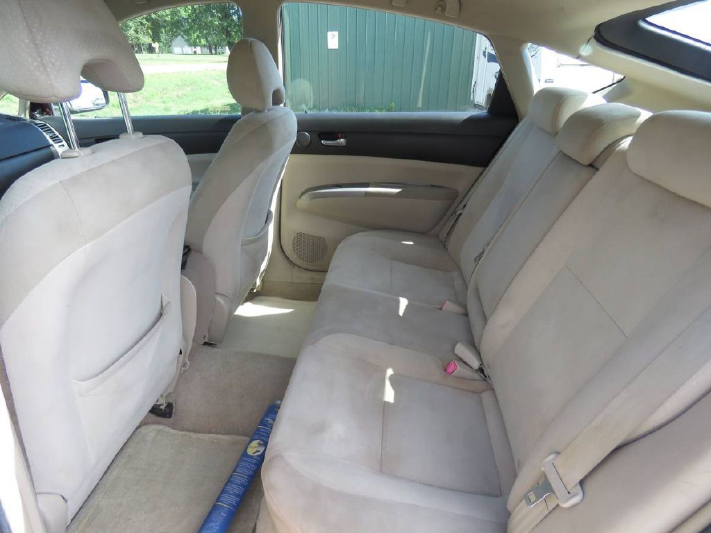 2005 Toyota Prius Image 11