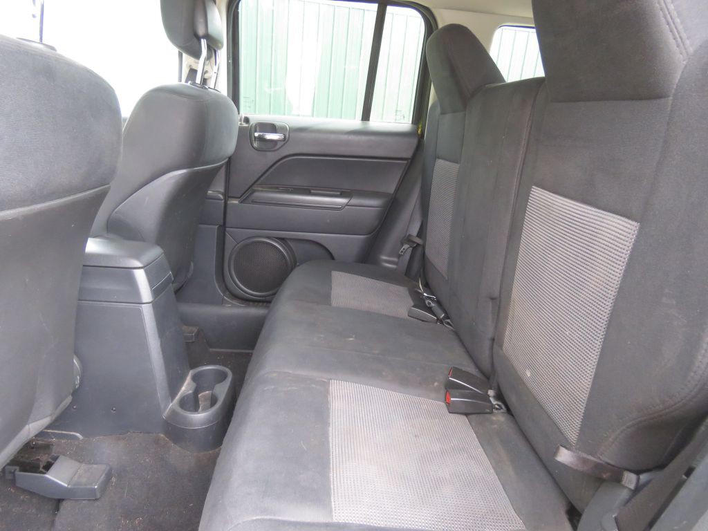 2012 Jeep Patriot Image 10