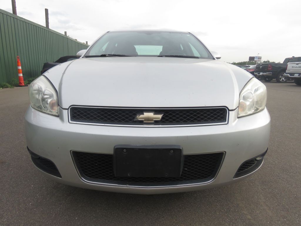 2012 Chevrolet Impala Image 3