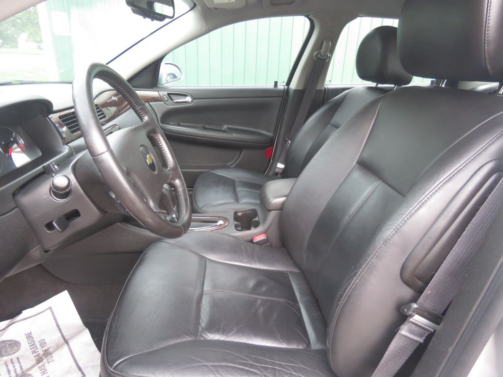 2012 Chevrolet Impala Image 9