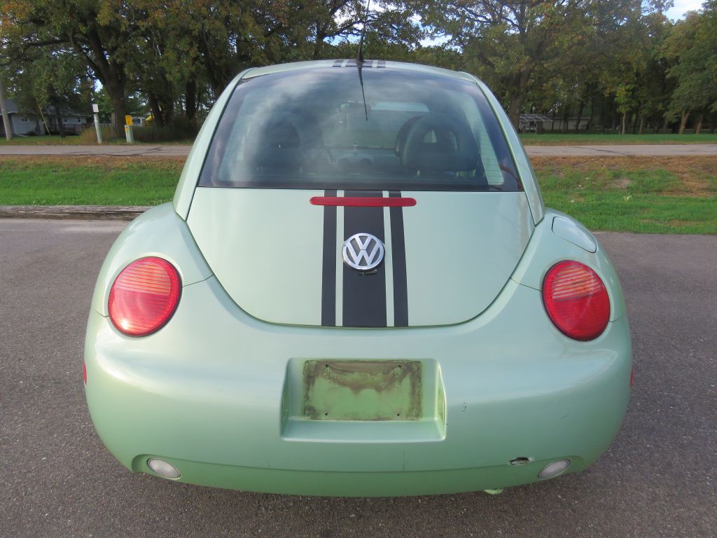 2000 Volkswagen Beetle Image 7