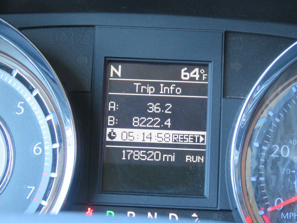 2012 Chrysler Town & Country Image 15