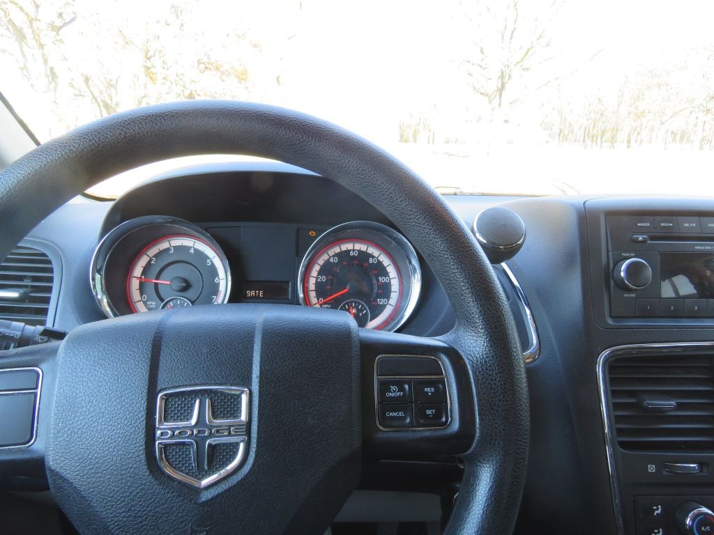 2013 Dodge Grand Caravan Image 10