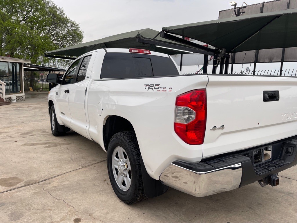 2014 Toyota Tundra Image 5