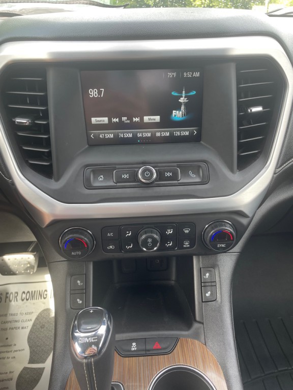 2019 GMC Acadia Image 18