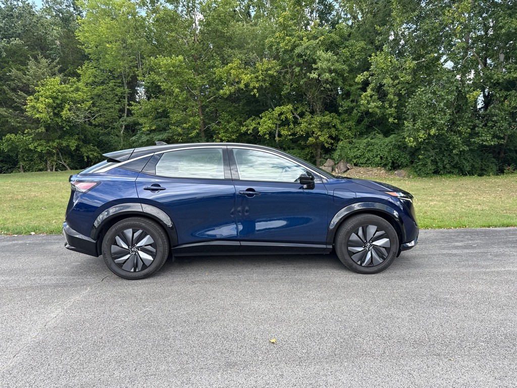 2023 Nissan Ariya Image 2