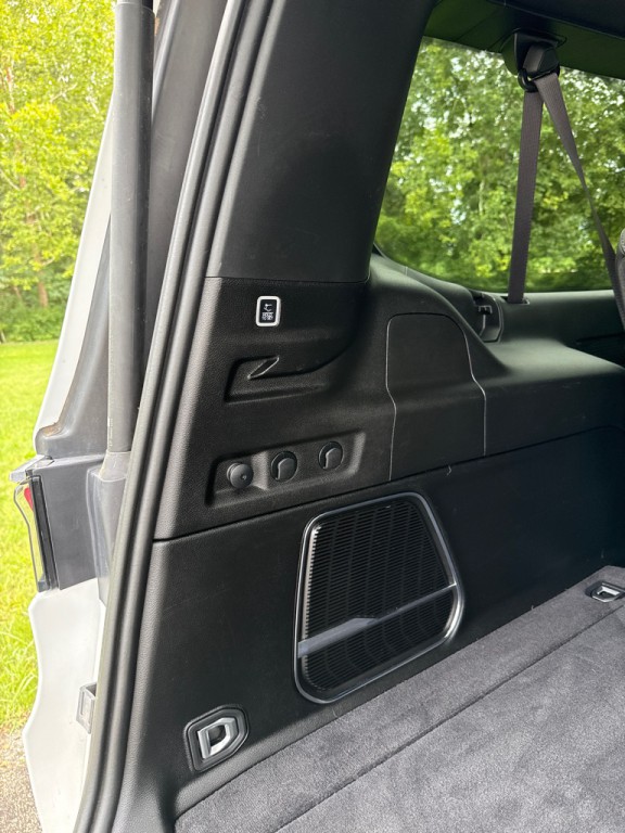2024 Jeep Wagoneer Image 11