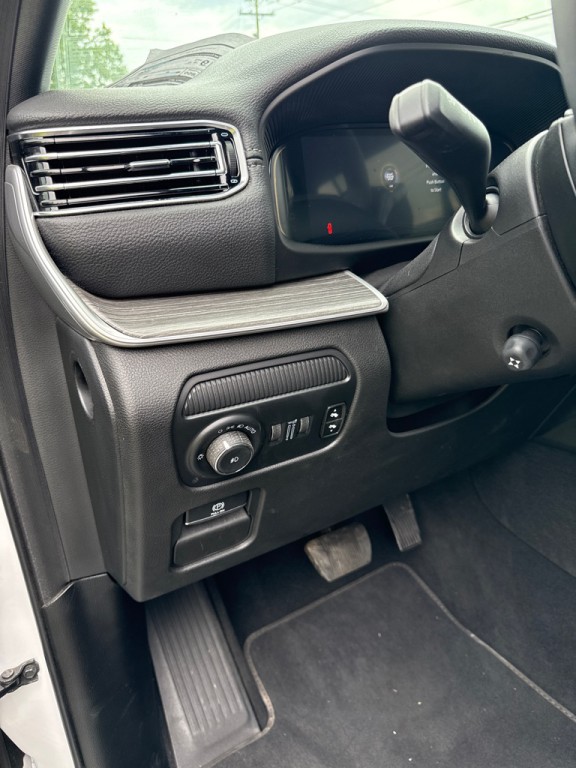 2024 Jeep Wagoneer Image 21