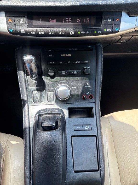 2012 Lexus CT Image 15