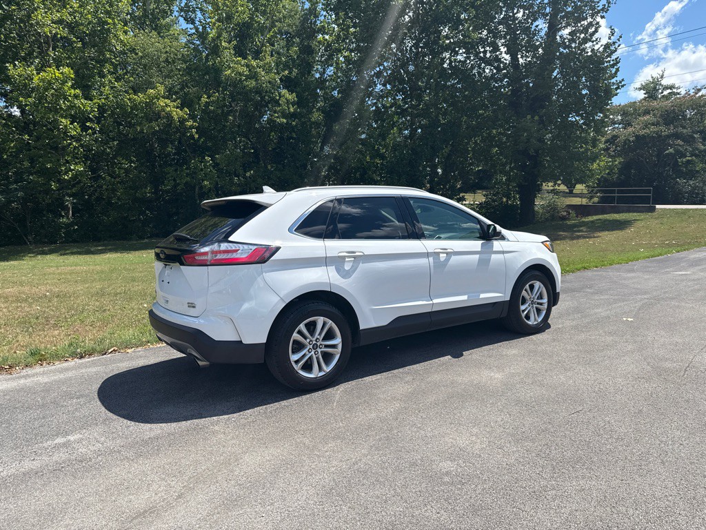 2019 Ford Edge Image 3