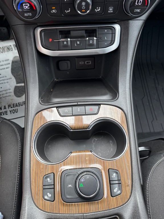 2023 GMC Acadia Image 21