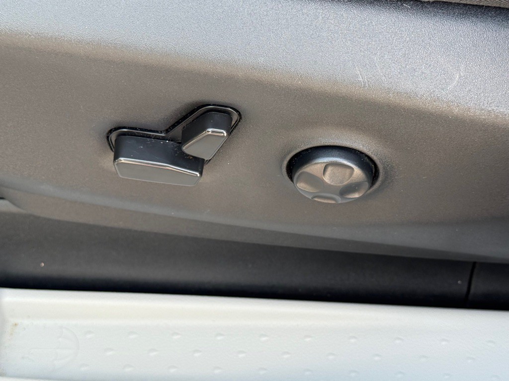 2022 Chrysler Pacifica Image 16