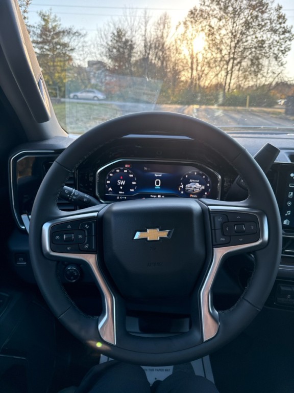 2025 Chevrolet Silverado 1500 Image 20