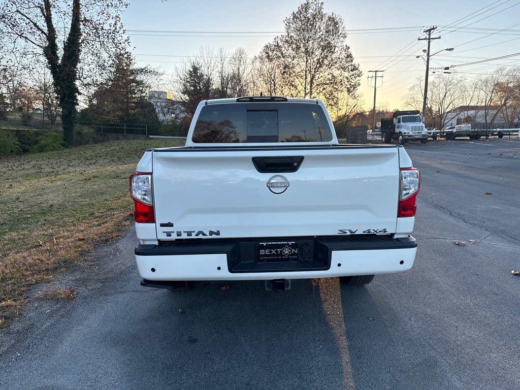 2024 Nissan Titan Image 4