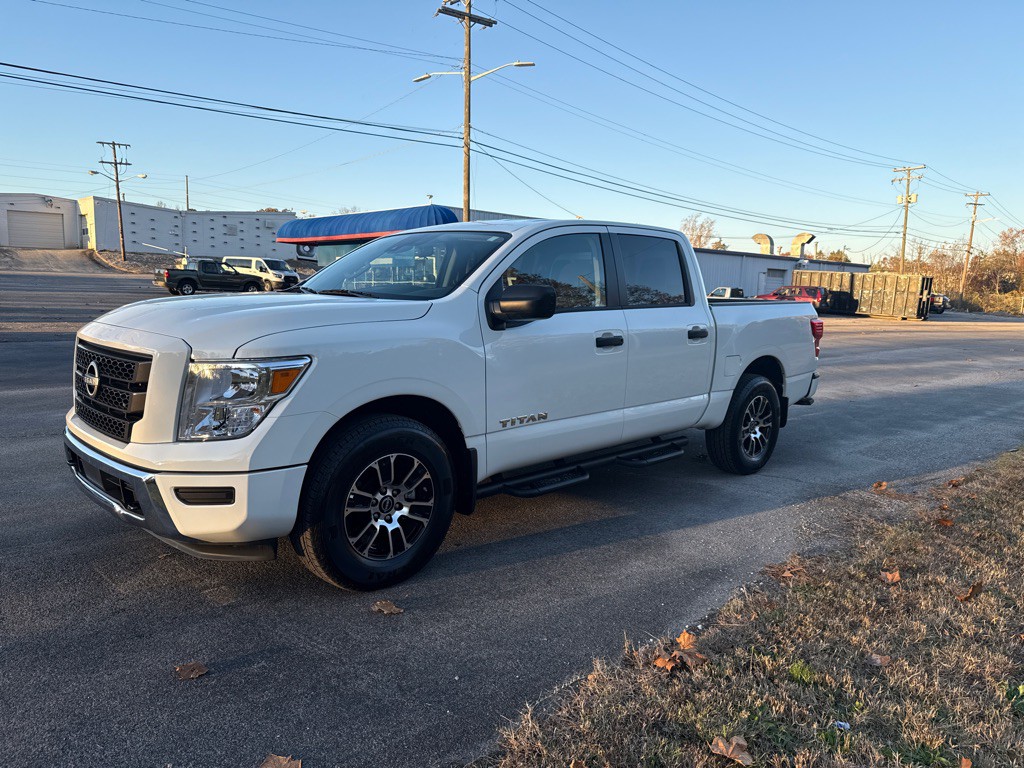 2024 Nissan Titan Image 7
