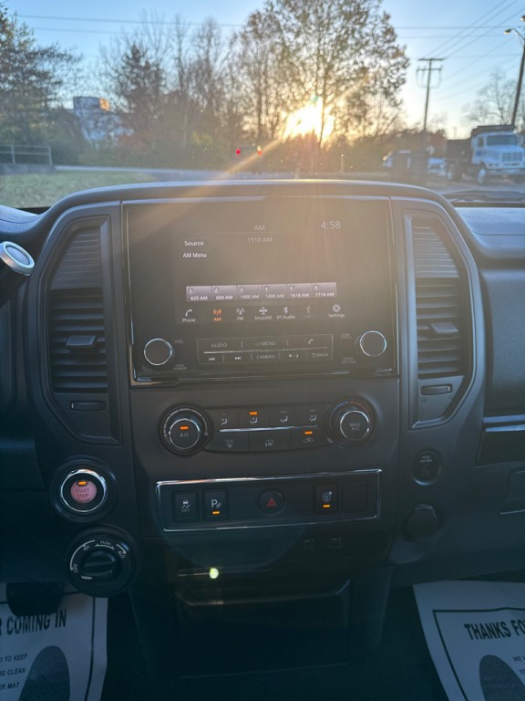 2024 Nissan Titan Image 15